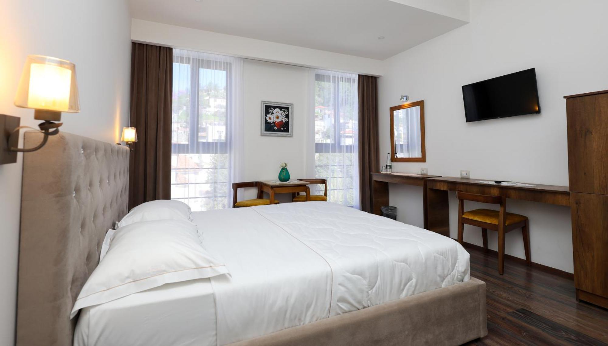 Republika Hotel 4*