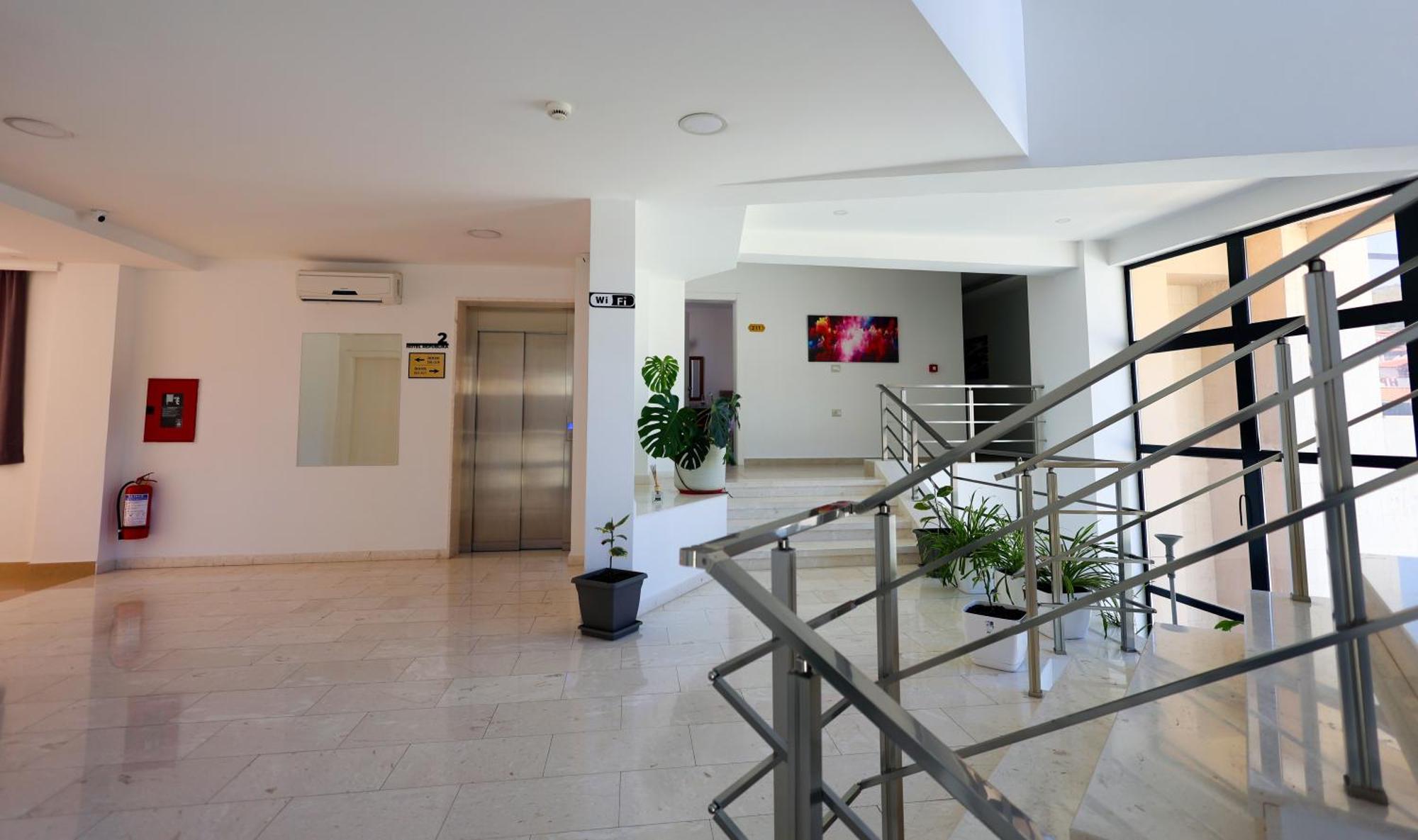 Hotel Republika 4*