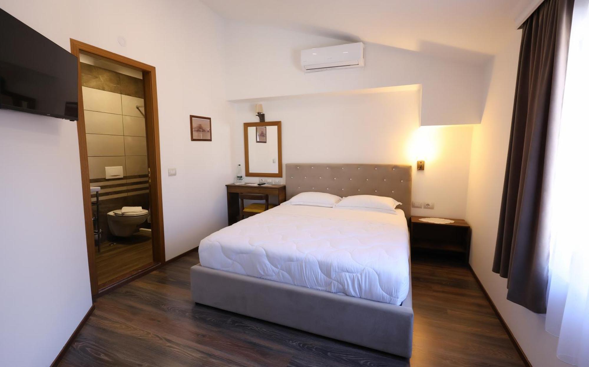 Republika Hotel