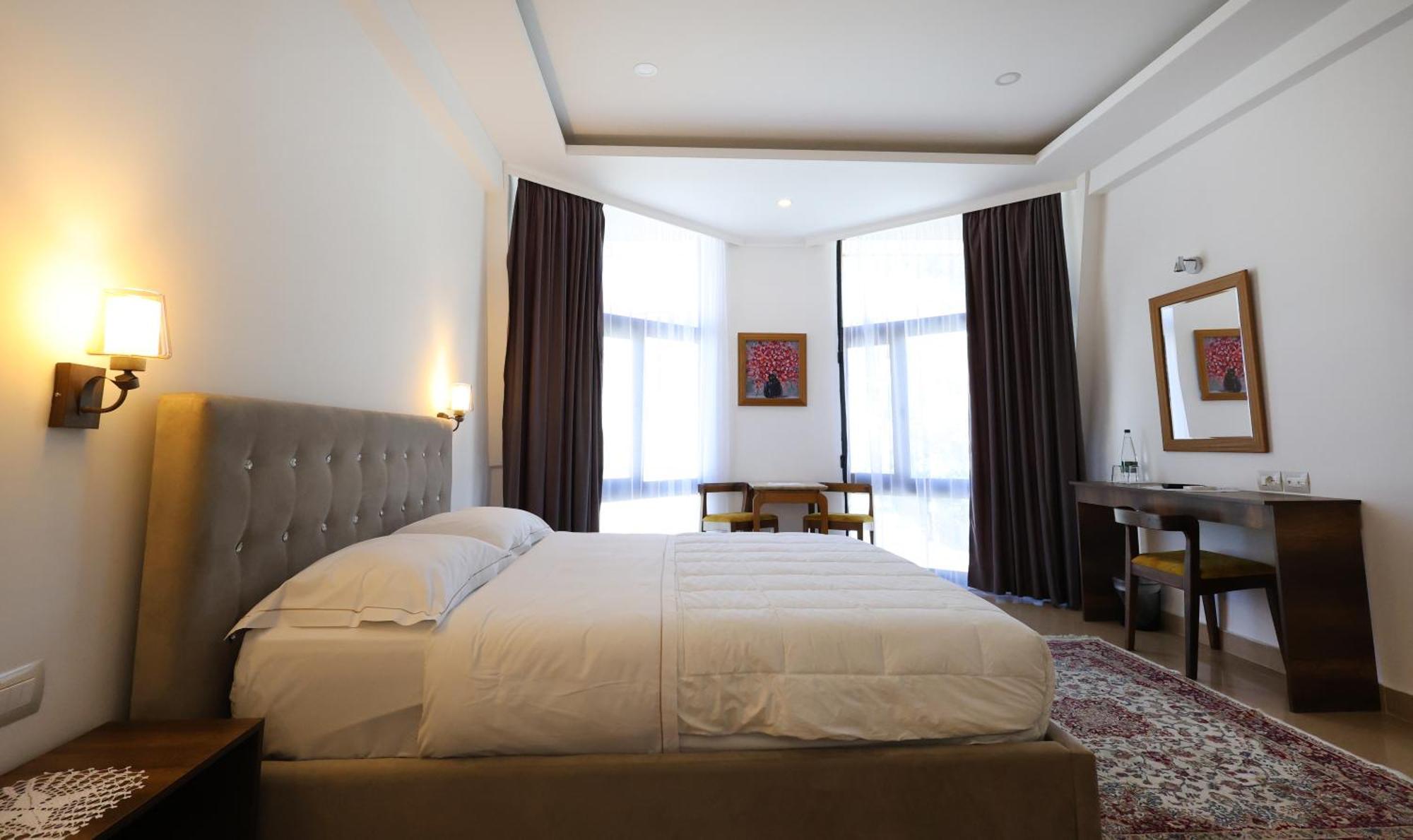 Republika Hotel 4*