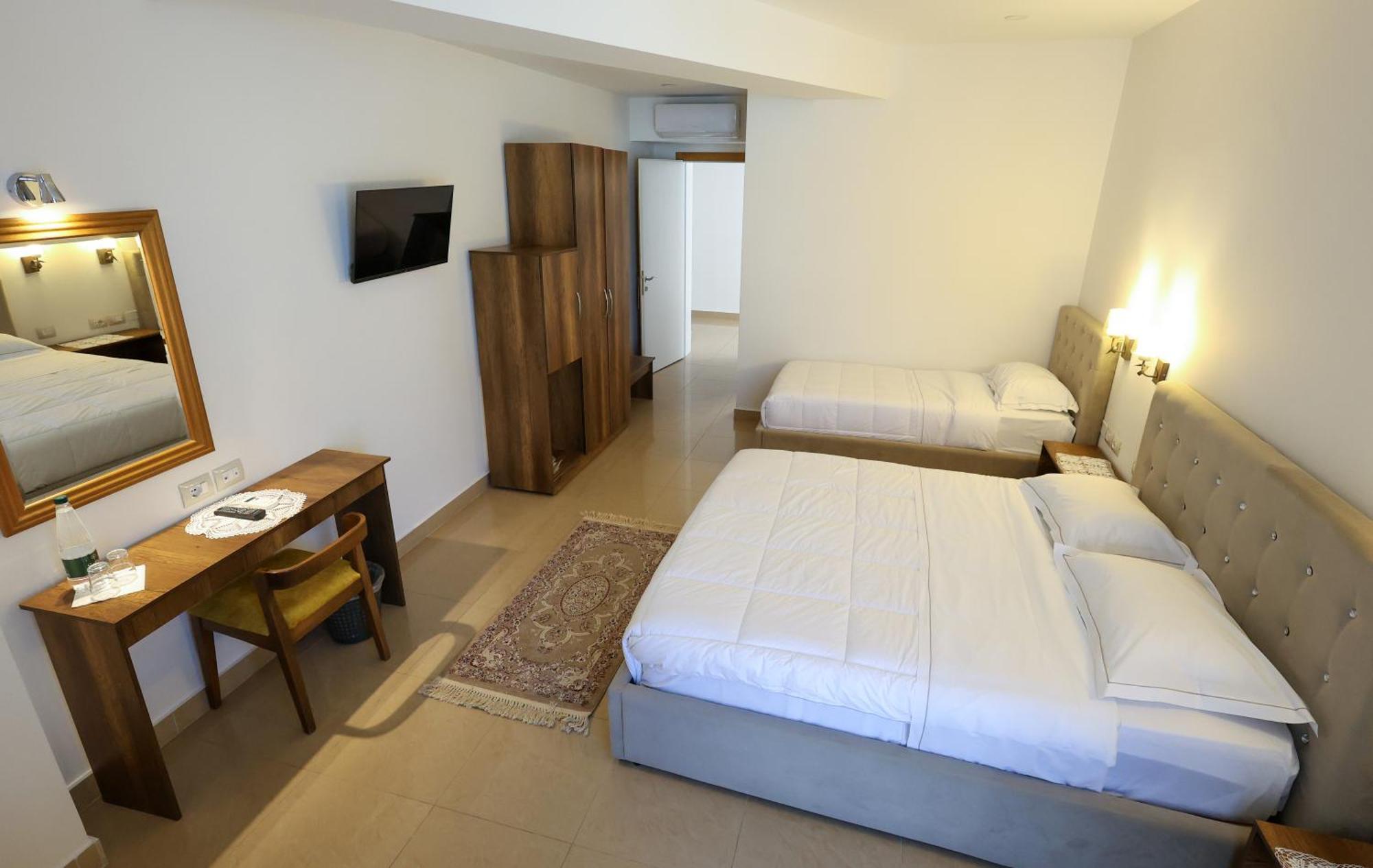 Republika Hotel 4*