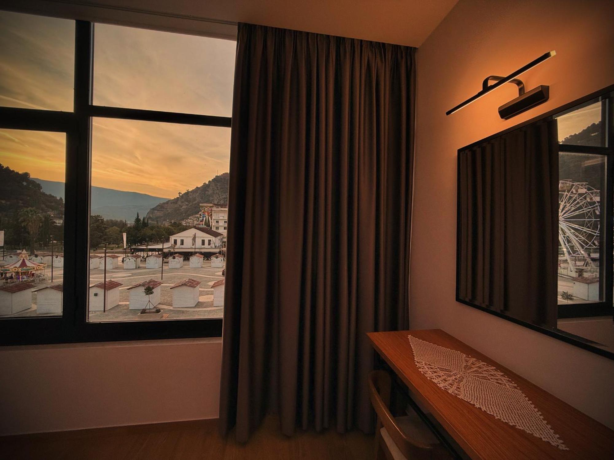 Republika Hotel 4*